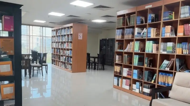 PKG Nursing College library